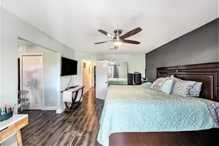 4311 Harbor House Dr, Tampa, FL 33615 - Photo 13