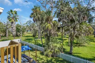 103 17th St E, Bradenton, FL 34208 - Photo 29