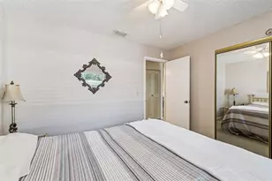 104 Knollpoint Dr, Sun City Center, FL 33573 - Photo 13