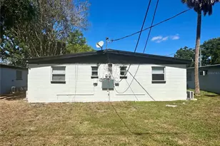 913 E 123rd Ave, Tampa, FL 33612 - Photo 7
