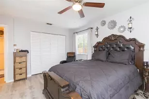 7703 Robert E Lee Rd, Tampa, FL 33637 - Photo 13