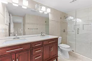 105 E North Branch Rd, Ruskin, FL 33570 - Photo 27