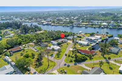 105 E North Branch Road, Ruskin, FL 33570 - Photo 7