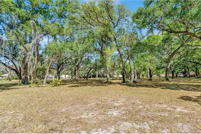 5501 N 37th Street, Tampa, FL 33610 - Photo 11