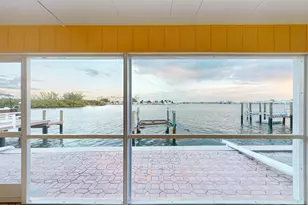 636 Boca Ciega Point Blvd S, Saint Petersburg, FL 33708 - Photo 81