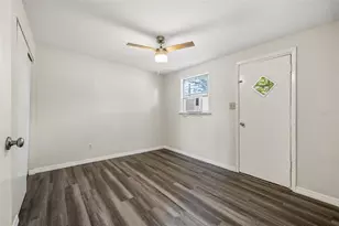 39019 Heath Dr, Zephyrhills, FL 33542 - Photo 15