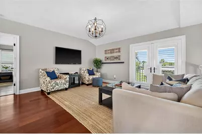 2605 Hibiscus Drive W, Belleair Beach, FL 33786 - Photo 9