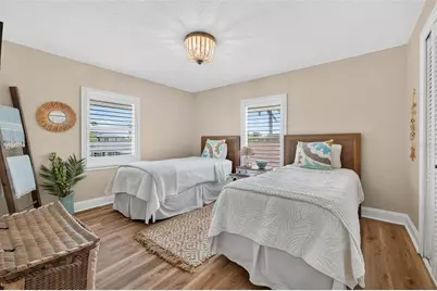 2605 Hibiscus Drive W, Belleair Beach, FL 33786 - Photo 17