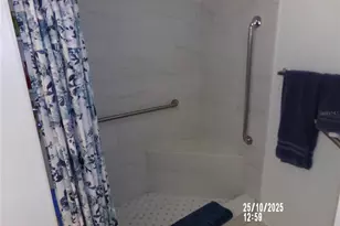 13612 S Village Dr, Tampa, FL 33618 - Photo 11