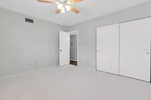 2417 Persian Dr, Clearwater, FL 33763 - Photo 25