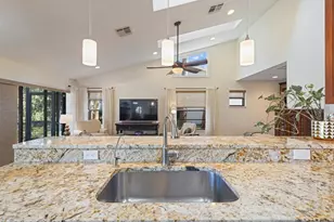 1009 Wyndham Way, Safety Harbor, FL 34695 - Photo 15