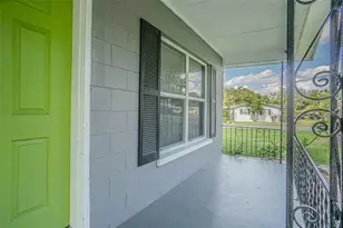 2020 Bassedena Cir W, Lakeland, FL 33805 - Photo 3