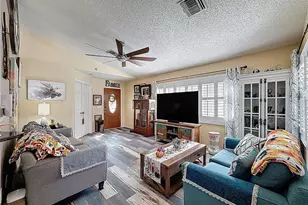 6811 Kingstree Ct, Port Richey, FL 34668 - Photo 13