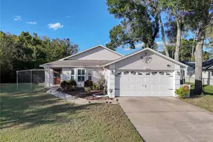 6811 Kingstree Ct, Port Richey, FL 34668 - Photo 3