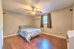 37902 Springdale Rd, Zephyrhills, FL 33540 - Photo 29