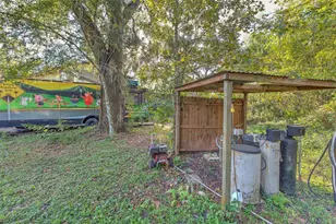 37902 Springdale Rd, Zephyrhills, FL 33540 - Photo 43