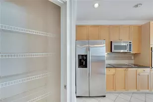 6414 Sunset Bay Cir, Apollo Beach, FL 33572 - Photo 21