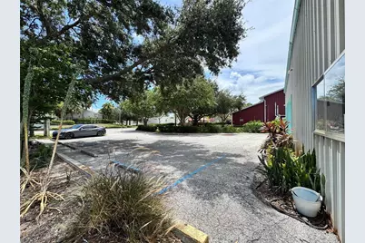 321 N Safford Avenue, Tarpon Springs, FL 34689 - Photo 7