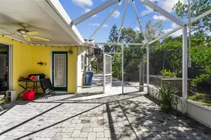 25 Michiana Dr, Terra Ceia, FL 34250 - Photo 29