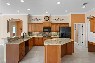 17923 Arbor Haven Dr, Tampa, FL 33647 - Photo 11