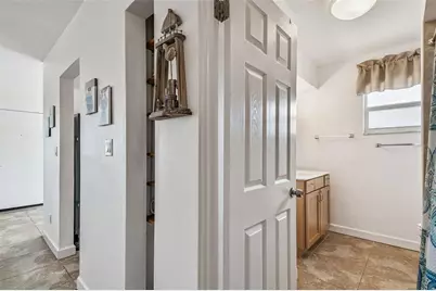 210 6th Avenue N #9, Saint Petersburg, FL 33701 - Photo 19