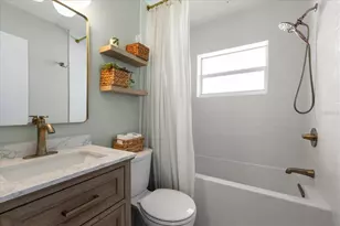 5851 44th Ave N, Kenneth City, FL 33709 - Photo 21