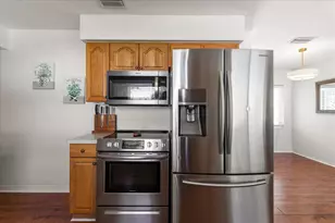 5851 44th Ave N, Kenneth City, FL 33709 - Photo 11