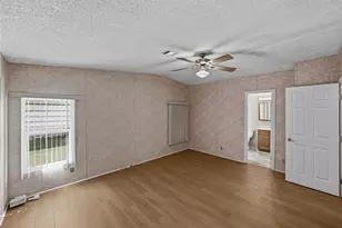 3822 Damian Dr, Zephyrhills, FL 33541 - Photo 27