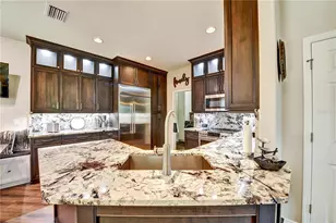 8206 Lapin Ct, Seminole, FL 33777 - Photo 13