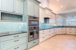 1508 Riverside Dr, Tarpon Springs, FL 34689 - Photo 7