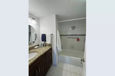 1130 N Lake Parker Avenue #B111, Lakeland, FL 33805 - Photo 17