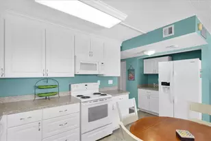 19450 Gulf Blvd, Indian Shores, FL 33785 - Photo 15