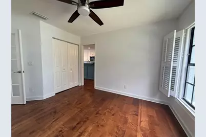 1070 Sanabel Court NE, Saint Petersburg, FL 33702 - Photo 7