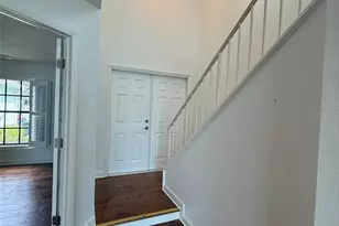 1070 Sanabel Ct NE, Saint Petersburg, FL 33702 - Photo 23