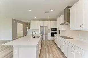 10160 Surrey Rose Dr, San Antonio, FL 33576 - Photo 17