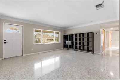 2700 67th Street N, Saint Petersburg, FL 33710 - Photo 7