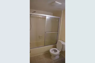 4411 Shady Terrace Lane #308, Tampa, FL 33613 - Photo 11