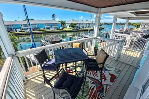 5075 Starfish Dr SE, Saint Petersburg, FL 33705 - Photo 9