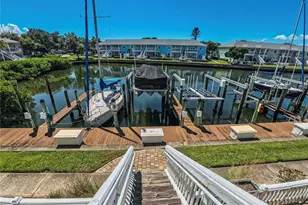 5075 Starfish Dr SE, Saint Petersburg, FL 33705 - Photo 7