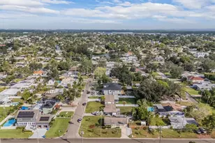 1565 Connecticut Ave NE, Saint Petersburg, FL 33703 - Photo 33