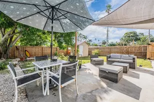 1565 Connecticut Ave NE, Saint Petersburg, FL 33703 - Photo 25