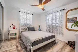 1565 Connecticut Ave NE, Saint Petersburg, FL 33703 - Photo 15