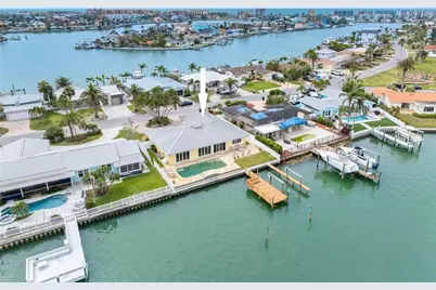 512 173rd Avenue E, North Redington Beach, FL 33708 - Photo 7