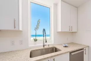 15 Avalon St, Clearwater Beach, FL 33767 - Photo 11