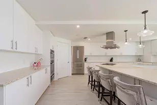 15 Avalon St, Clearwater Beach, FL 33767 - Photo 9