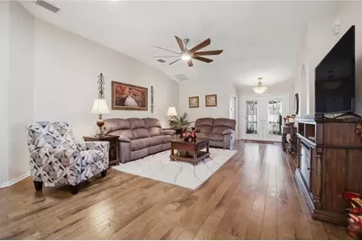 10242 Chatuge Drive, San Antonio, FL 33576 - Photo 3