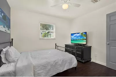 2806 W Wallace Avenue, Tampa, FL 33611 - Photo 15