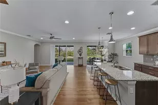 19493 Leonard Rd, Lutz, FL 33558 - Photo 11