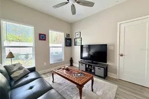 946 Highland Ave, Dunedin, FL 34698 - Photo 5