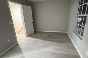13870 Stone Mill Way, Tampa, FL 33613 - Photo 13
